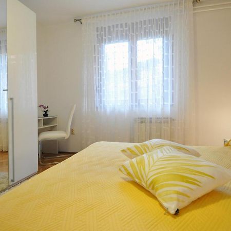 Apartman Lory Pula Exterior foto