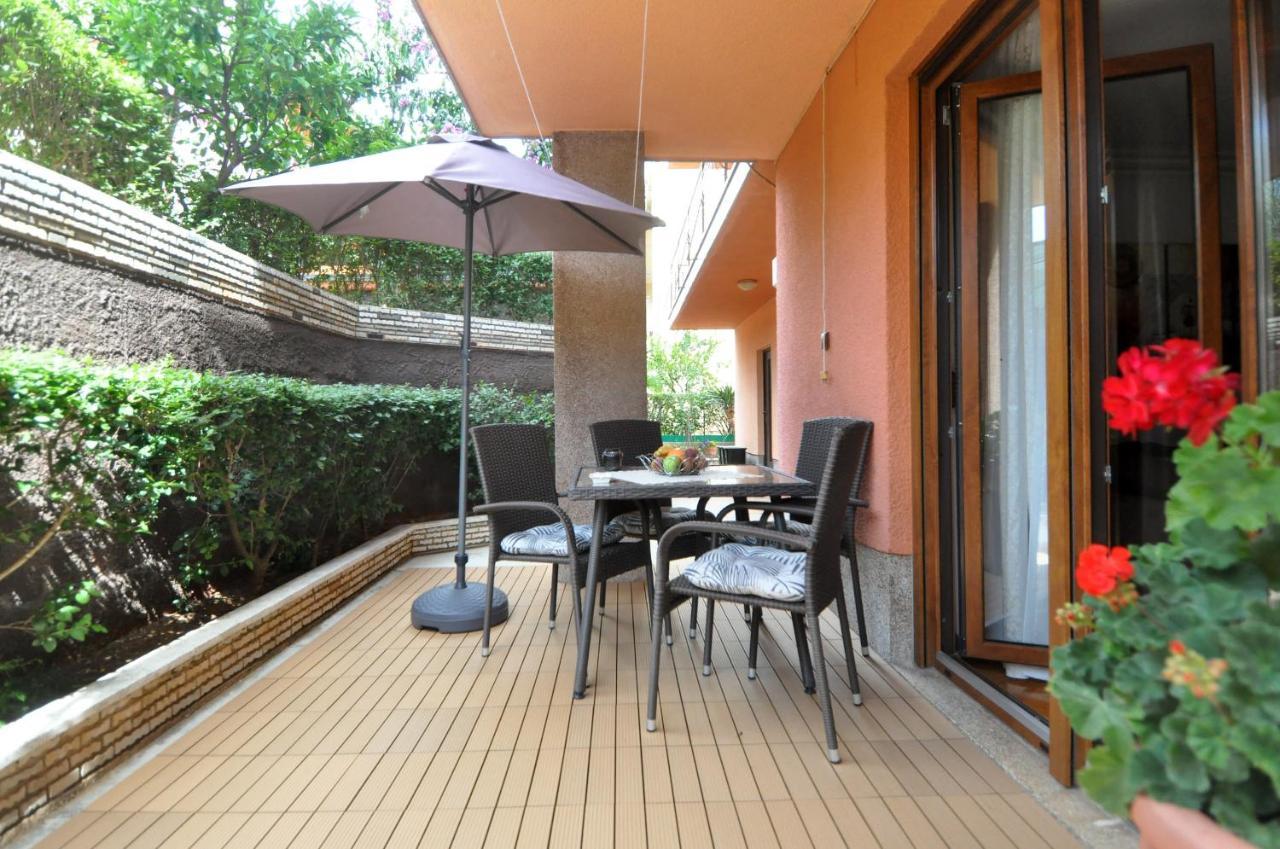 Apartman Lory Pula Exterior foto